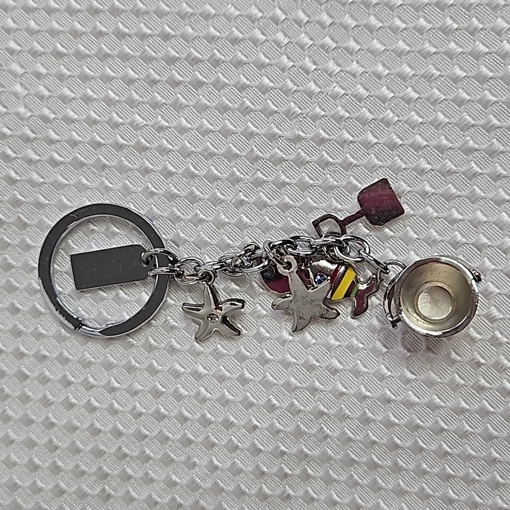 COACH VINTAGE PAVE FISH /STARFISH /BUCKET KEYCHAIN #92097 - Picture 4 of 7
